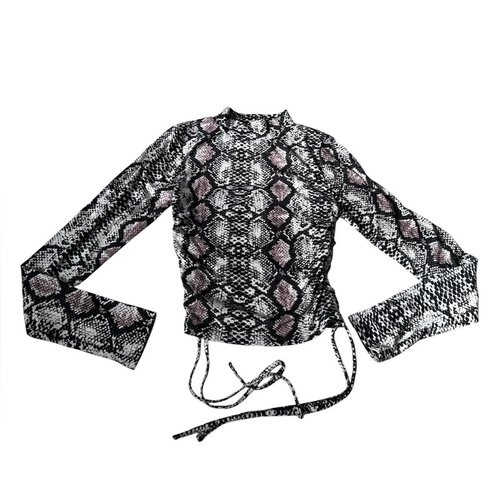 Forever 21 Python Print Long Sleeve Ruched Sizes Top Size Small